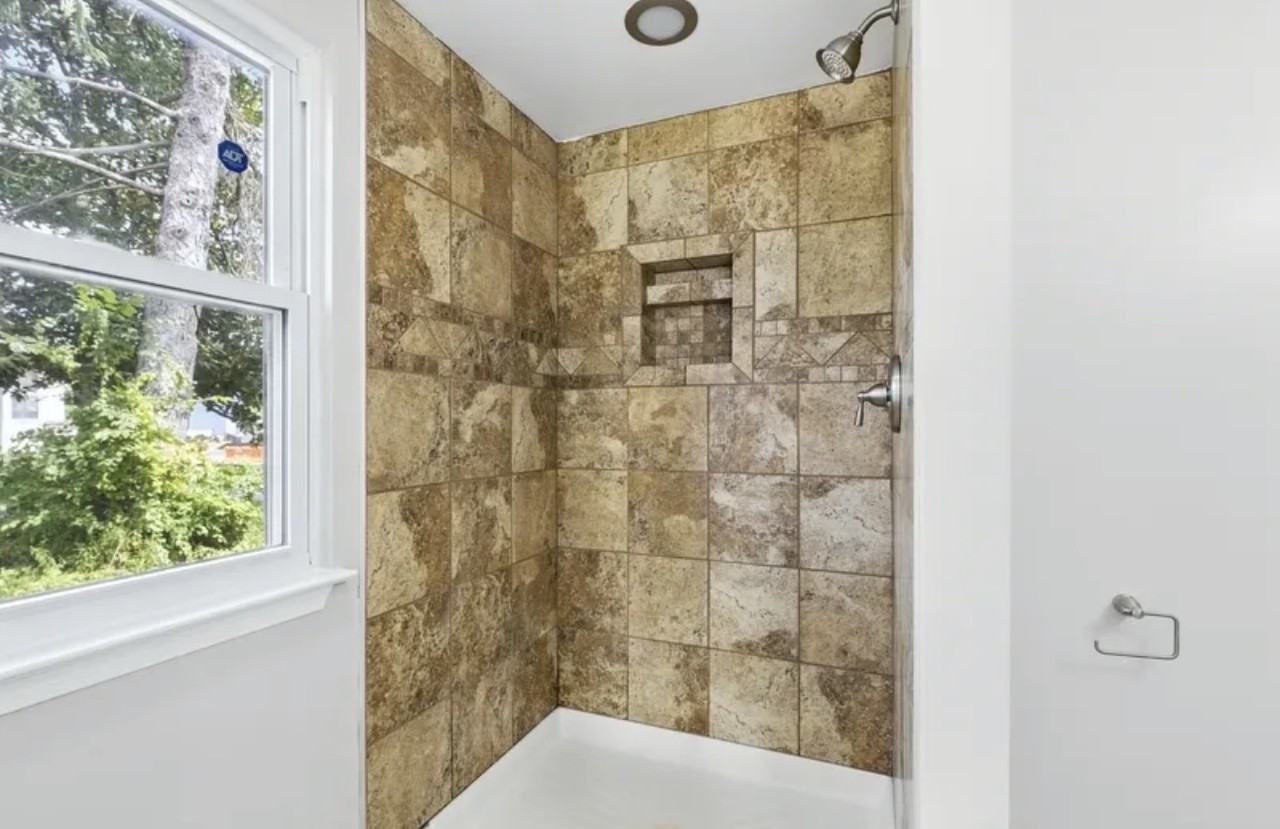 3220 N Rolling Rd - Photo 3 of 18