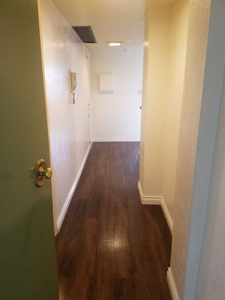 The Medford Plaza - Photo 2 of 34