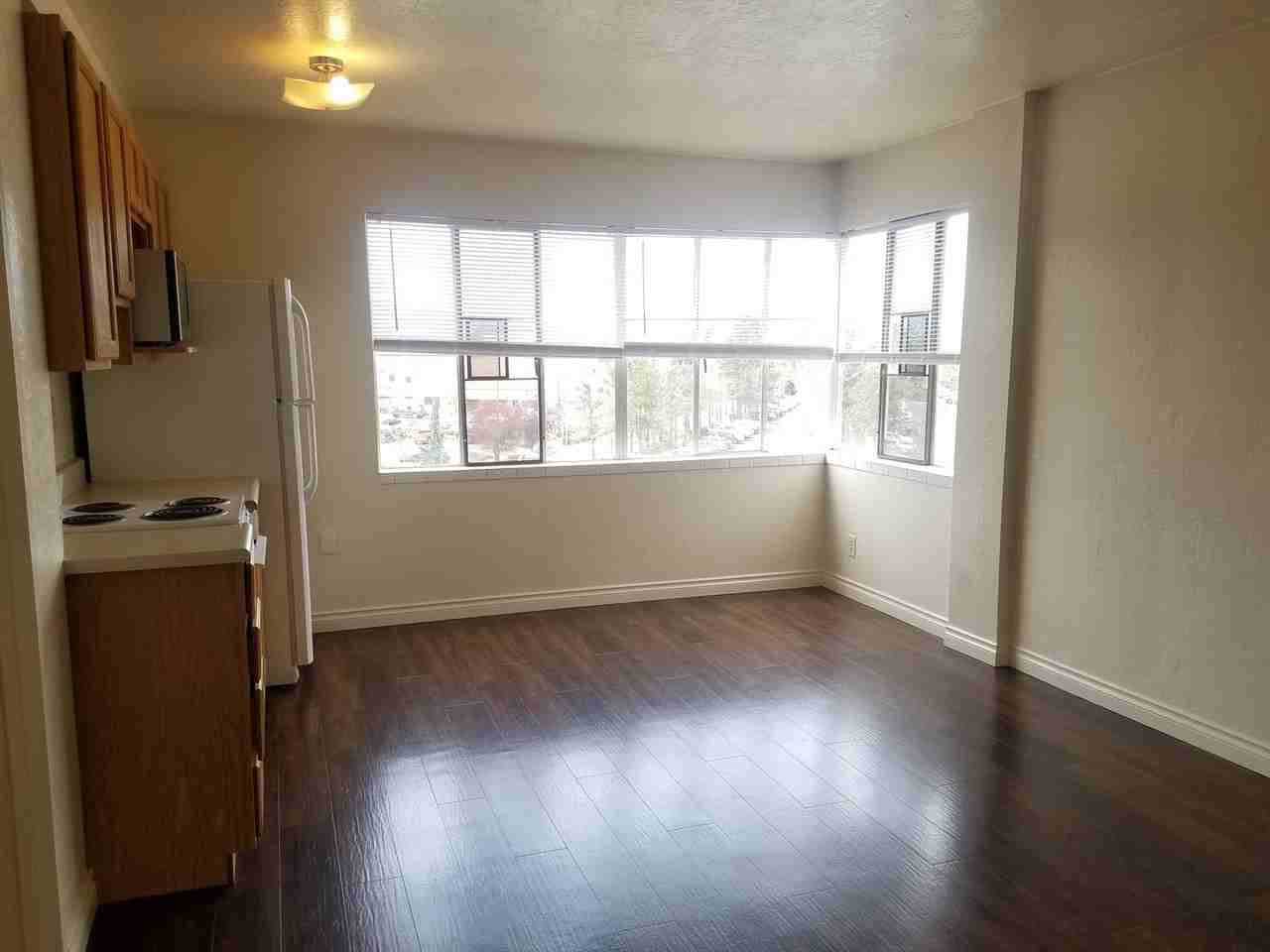 The Medford Plaza - Photo 6 of 34