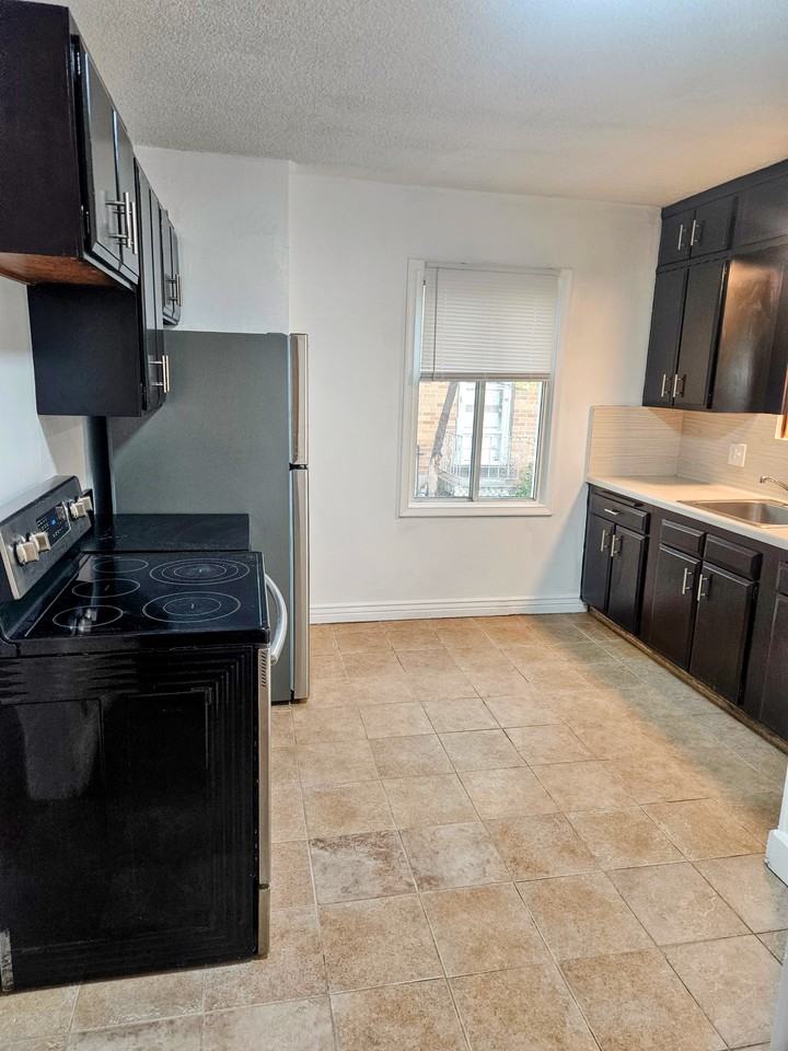 42 E Sunset Ave - Photo 3 of 23