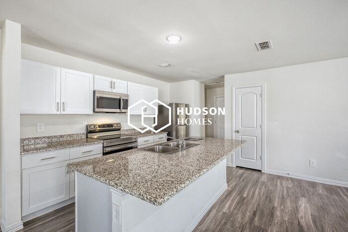 429 Shorty St - Photo 7 of 14