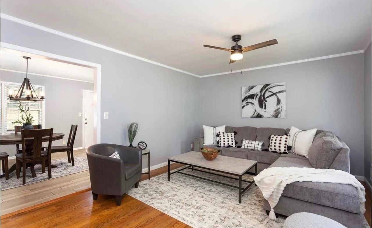 947 Boswell Dr - Photo 3 of 11