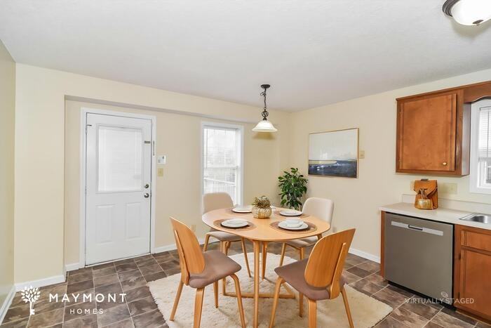 129 Monarch Ln - Photo 7 of 15