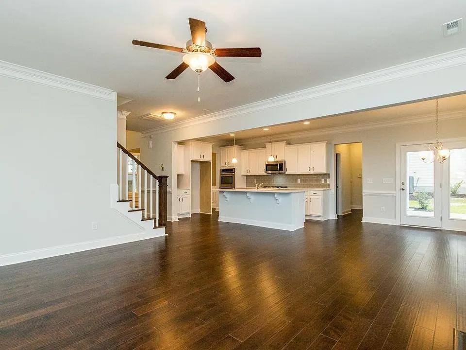 544 Jones Bluff Way - Photo 6 of 11