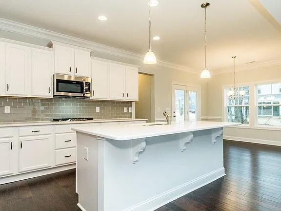 544 Jones Bluff Way - Photo 7 of 11