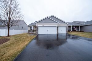 featured image of 15222 Emory Ave #1