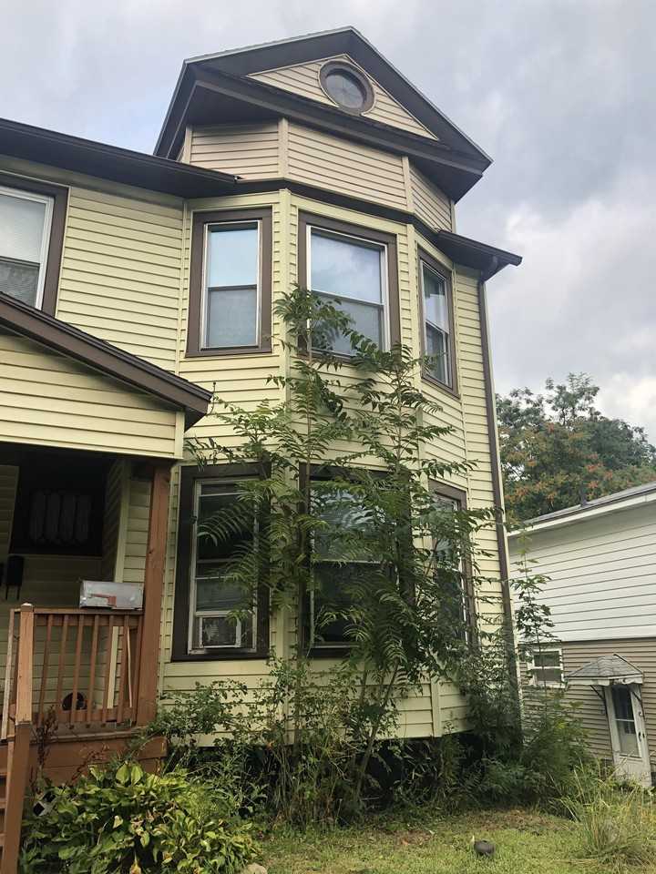 103 Lincoln Park Dr #2 - Photo 2 of 2