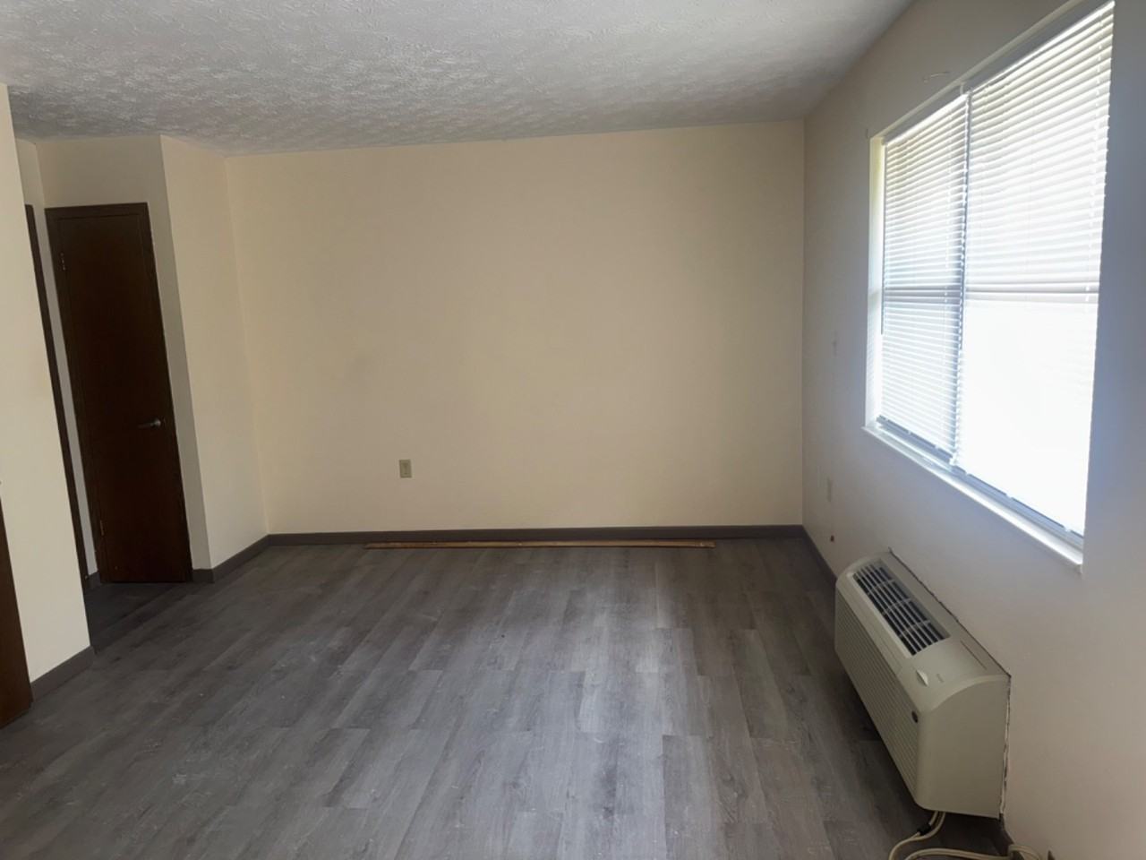 EAST VILLAGE APARTMENT - Photo 3 of 8