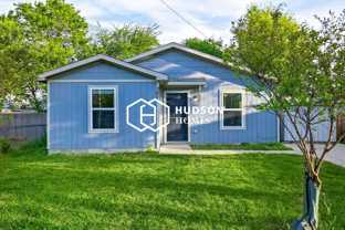 207 Robbins St - Photo 1 of 1