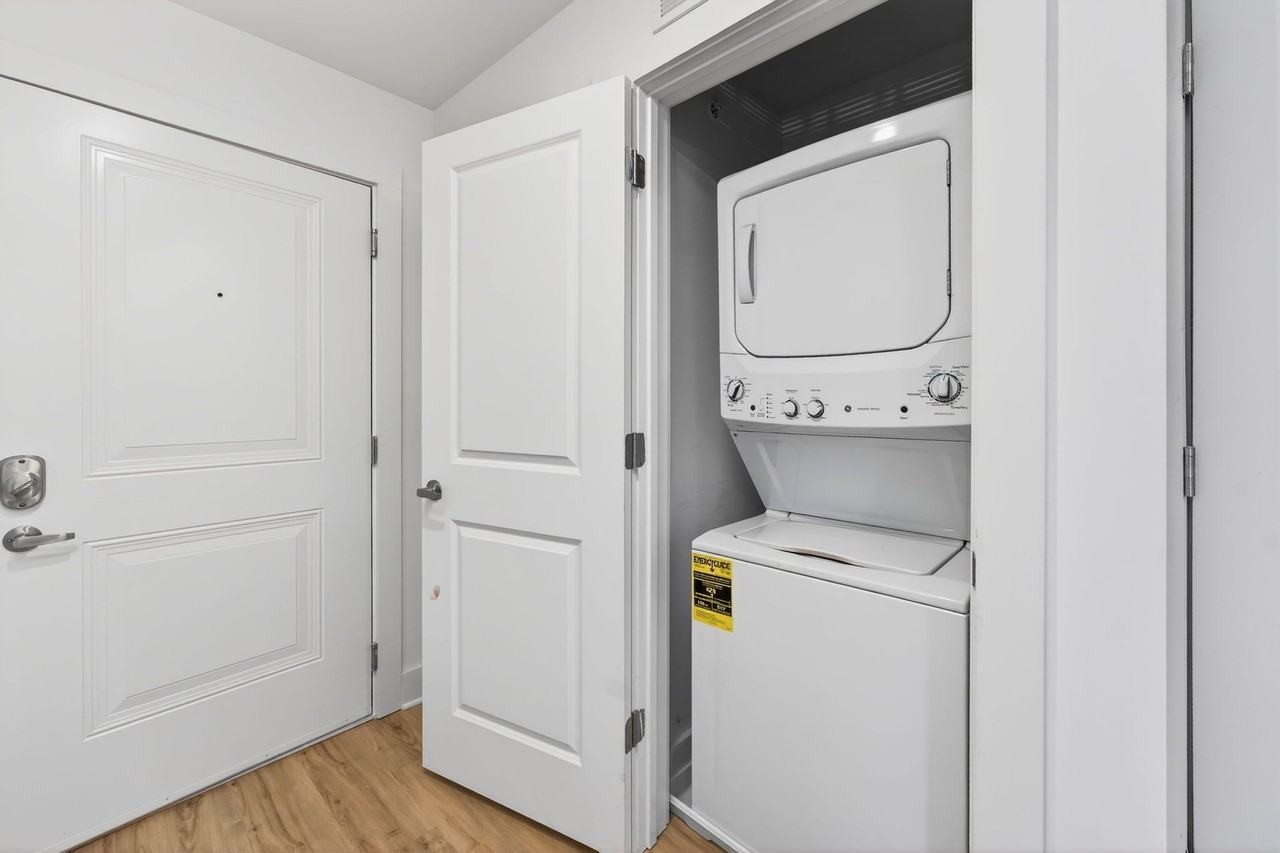 The Addenbrook Apartments - Photo 5 of 20