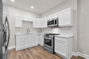 featured image of 2429 Ashland Ave