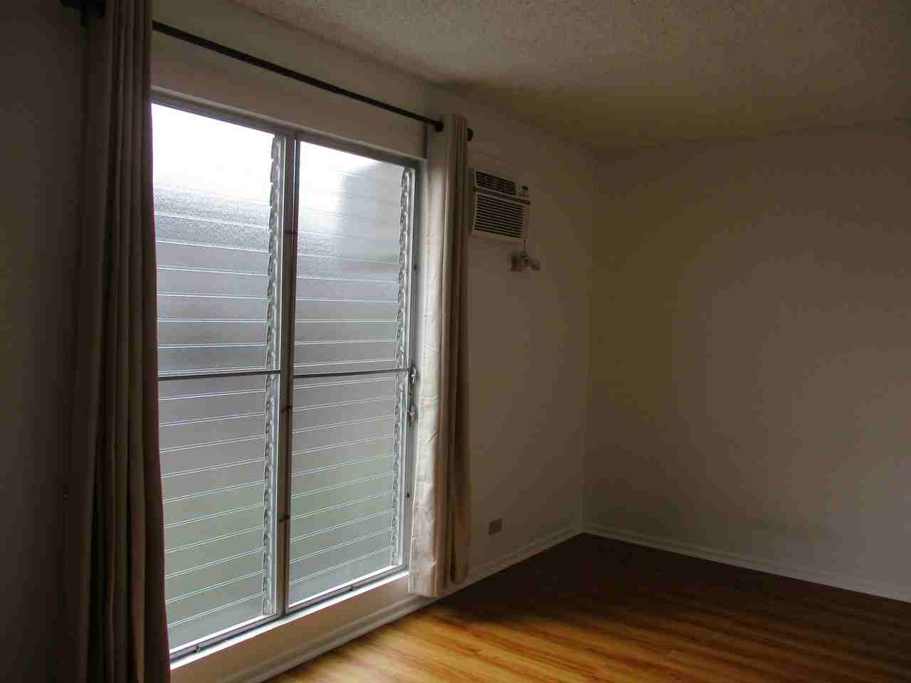 33 Hualalai St #1 - Photo 2 of 8