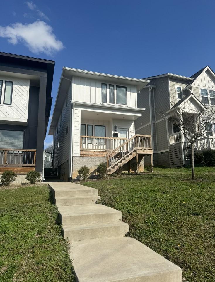 1822A 16th Ave N #1 - Photo 2 of 40