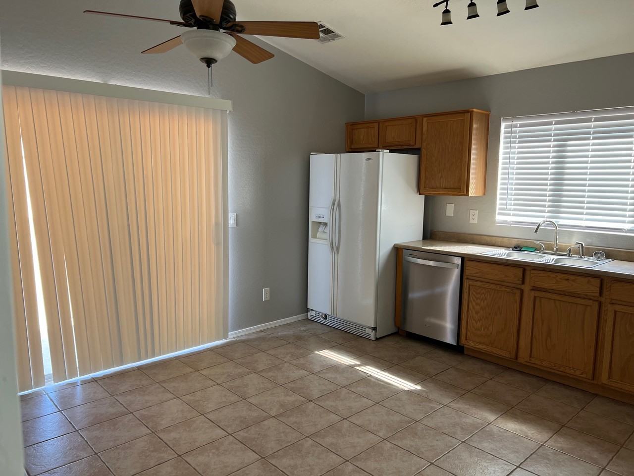 6614 E Lush Vista Vw #1 - Photo 6 of 11