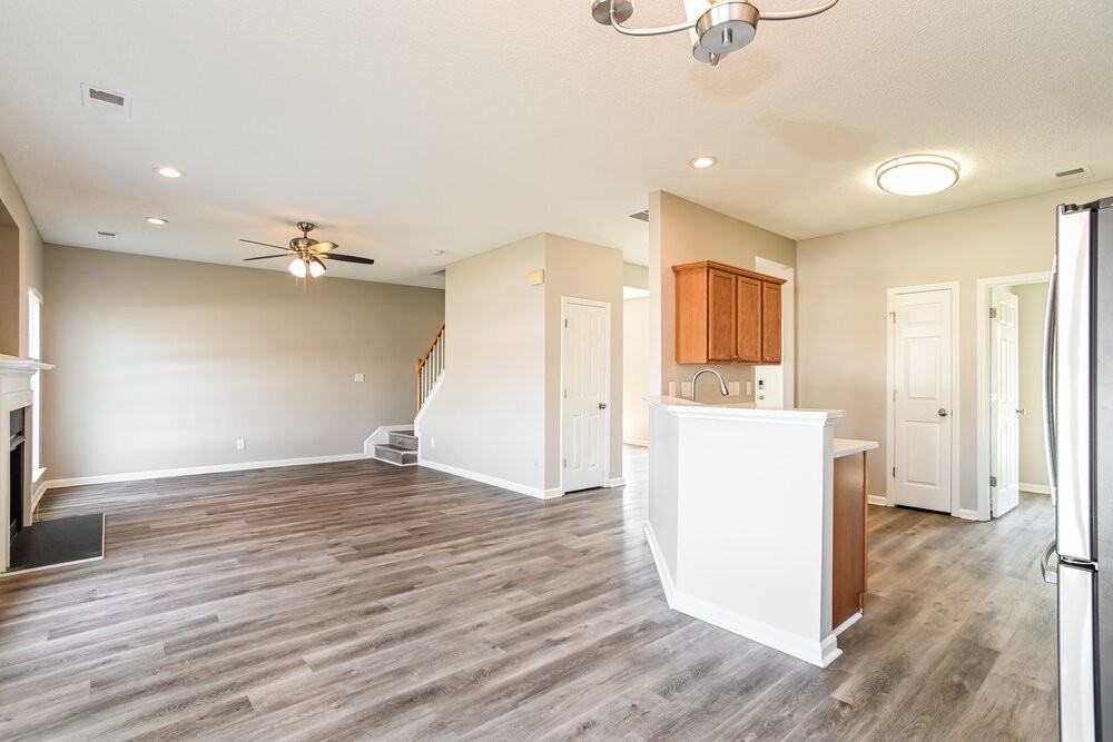 226 Everett Park Dr - Photo 5 of 17