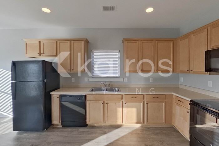 151 Bates Ln - Photo 6 of 27