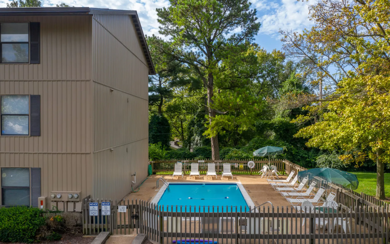 Village Park Apartments - Photo 4 of 33