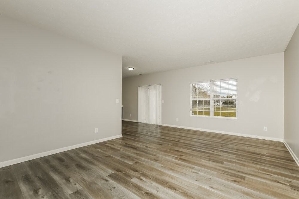 2232 Schoolmarm Dr - Photo 4 of 16