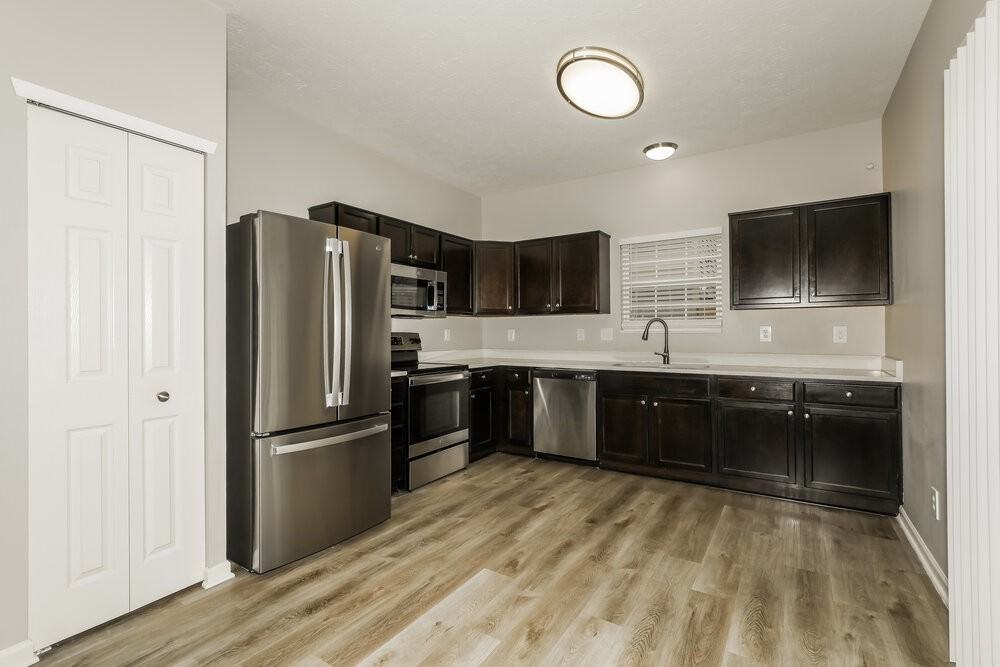 2232 Schoolmarm Dr - Photo 7 of 16