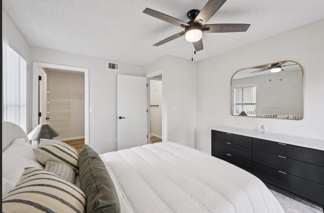 2277 Arbour Walk Cir - Photo 2 of 11