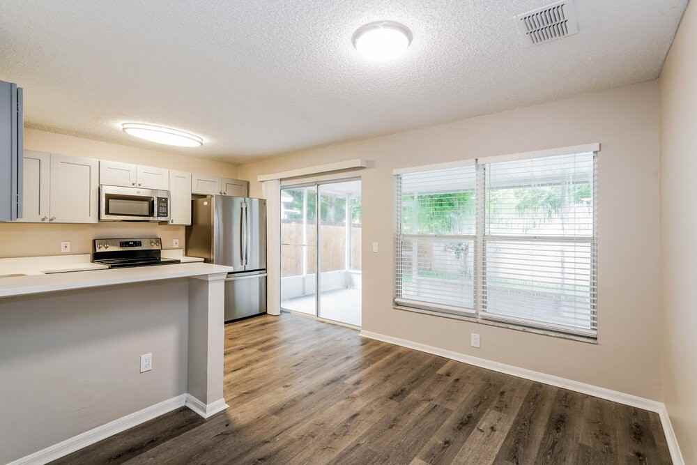 1424 Dew Bloom Rd - Photo 6 of 17