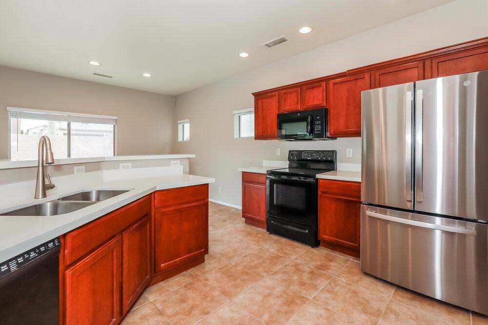 735 W Fruit Tree Ln - Photo 7 of 17