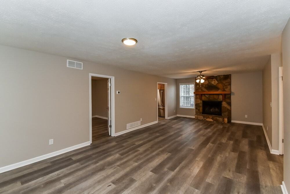 6677 Birchwood Ter - Photo 3 of 16