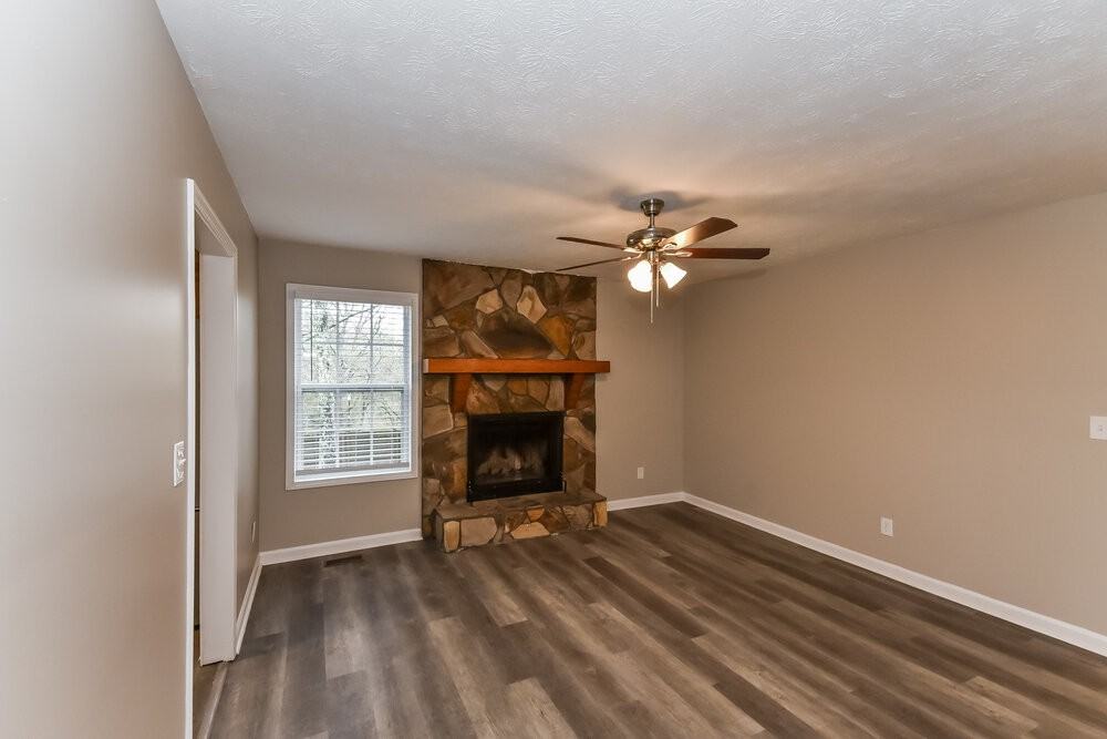 6677 Birchwood Ter - Photo 4 of 16