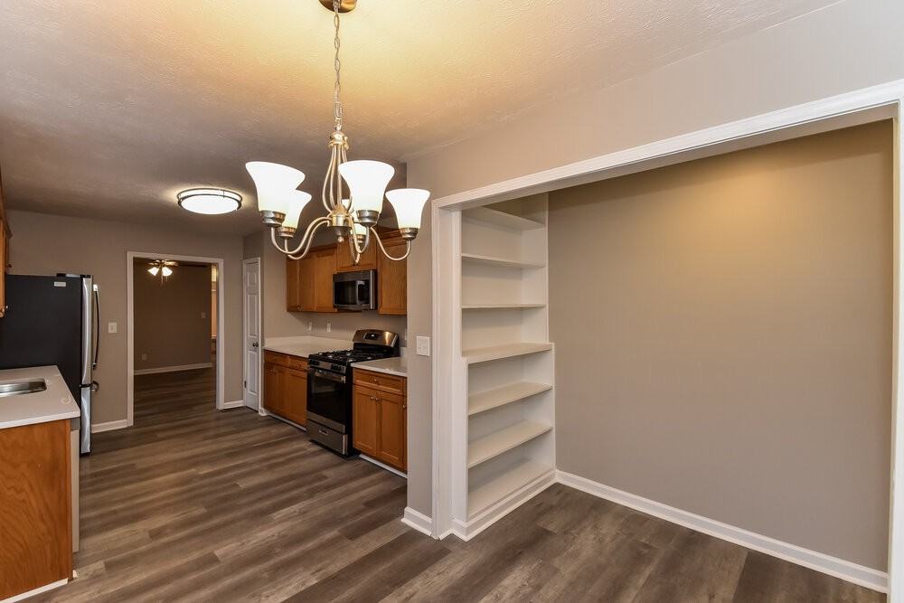 6677 Birchwood Ter - Photo 6 of 16