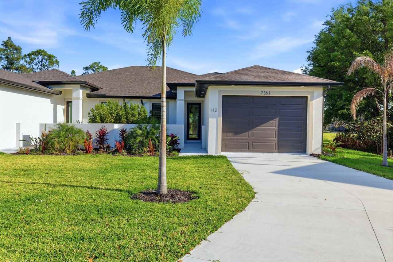 7361 S Plum Tree - Photo 5 of 33