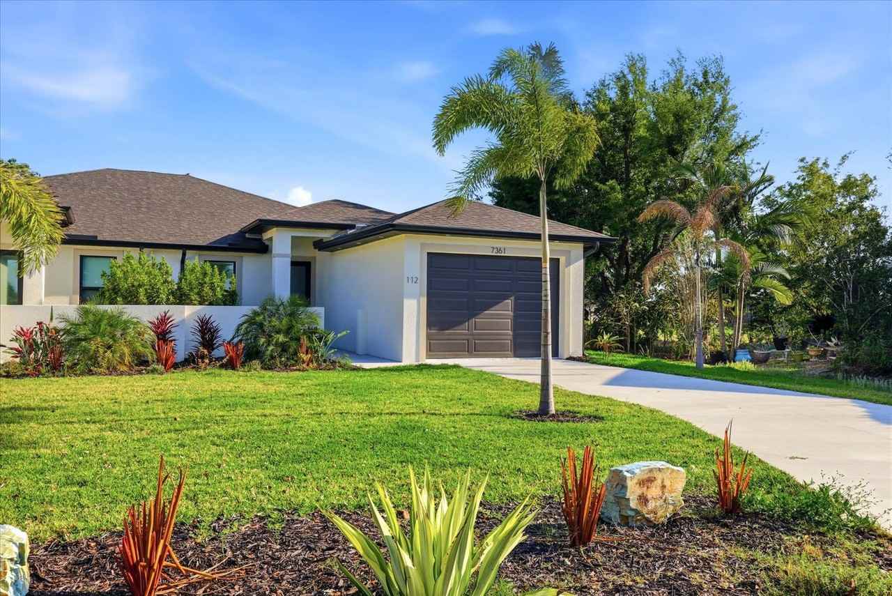 7361 S Plum Tree - Photo 4 of 33