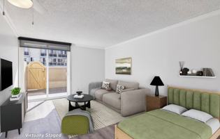 featured image of 211 Yacht Club Way