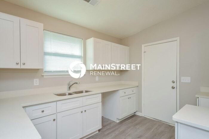 5586 Mallard Trl - Photo 5 of 16