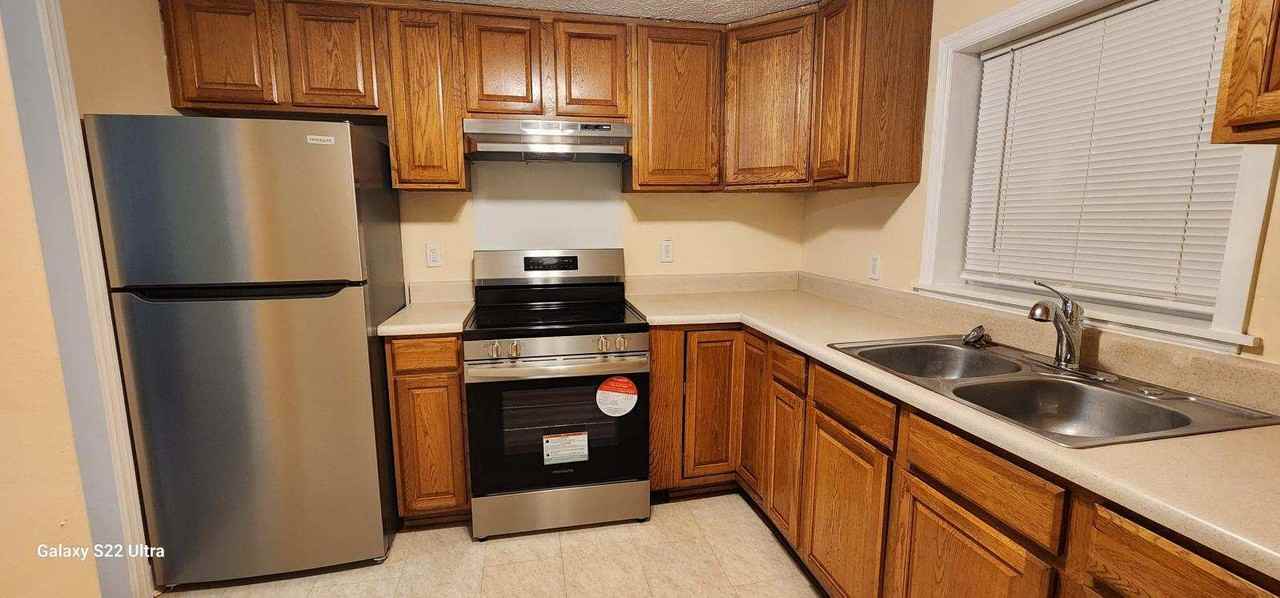 25 Norton St #1 - Photo 4 of 10