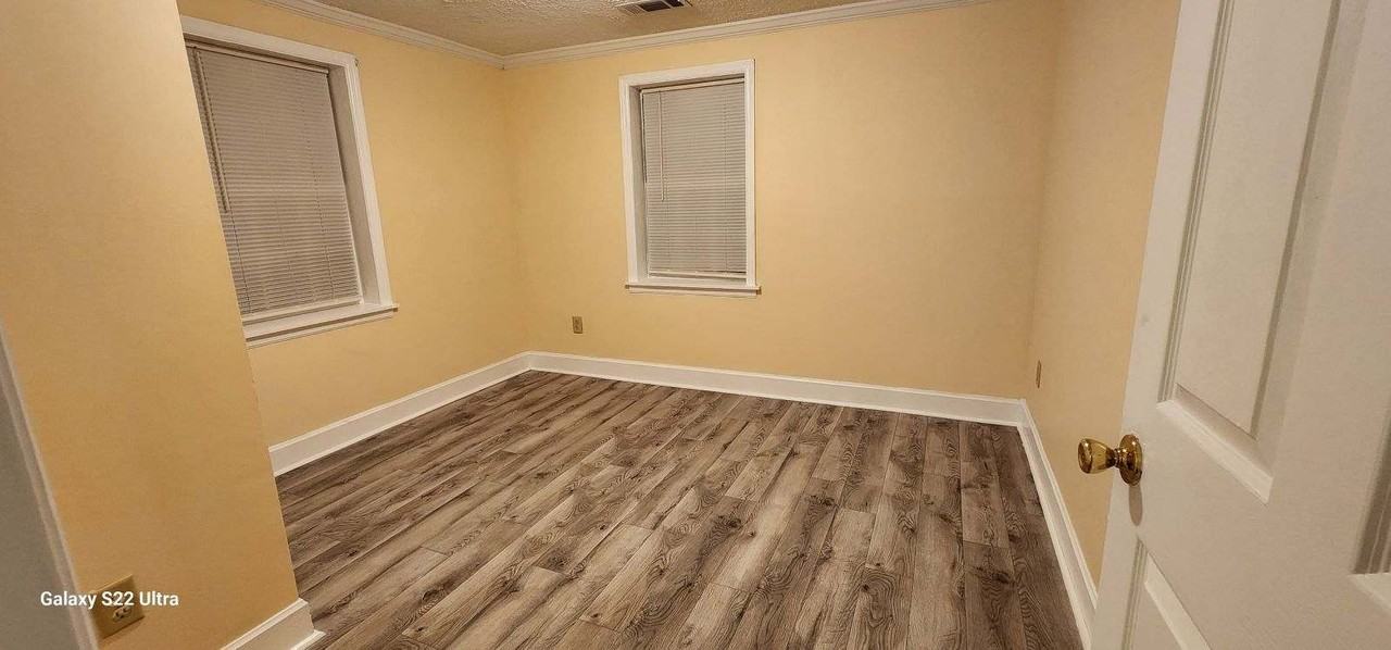 25 Norton St #1 - Photo 6 of 10