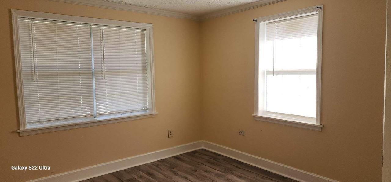 25 Norton St #1 - Photo 7 of 10