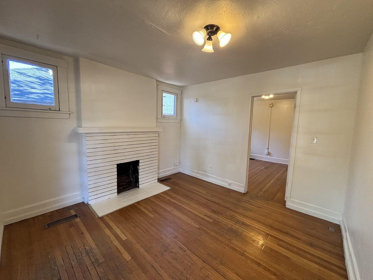 921 E Princeton Ave #921 - Photo 6 of 16