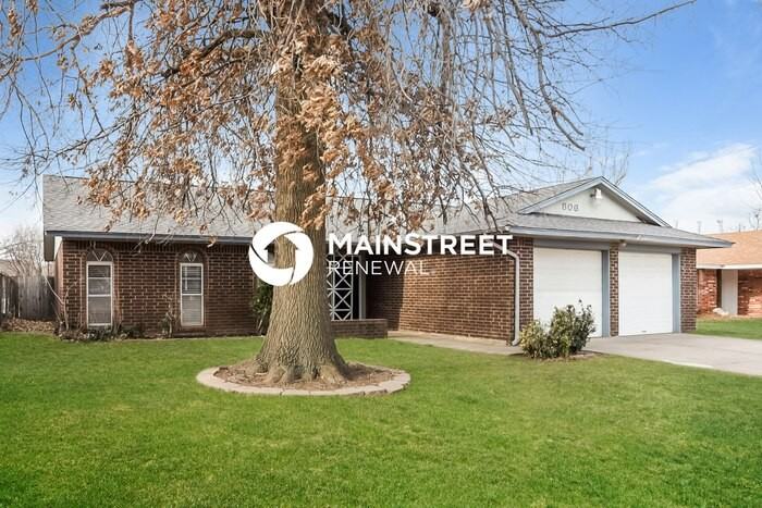 806 Arlington Dr - Photo 3 of 16