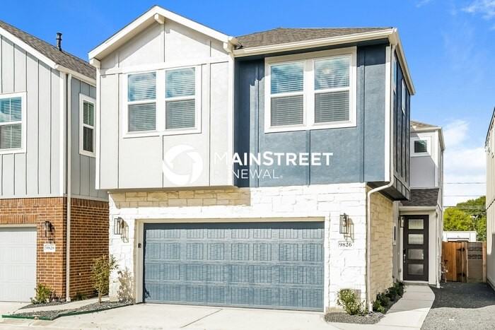 9826 Rugged Oaks Dr - Photo 2 of 17