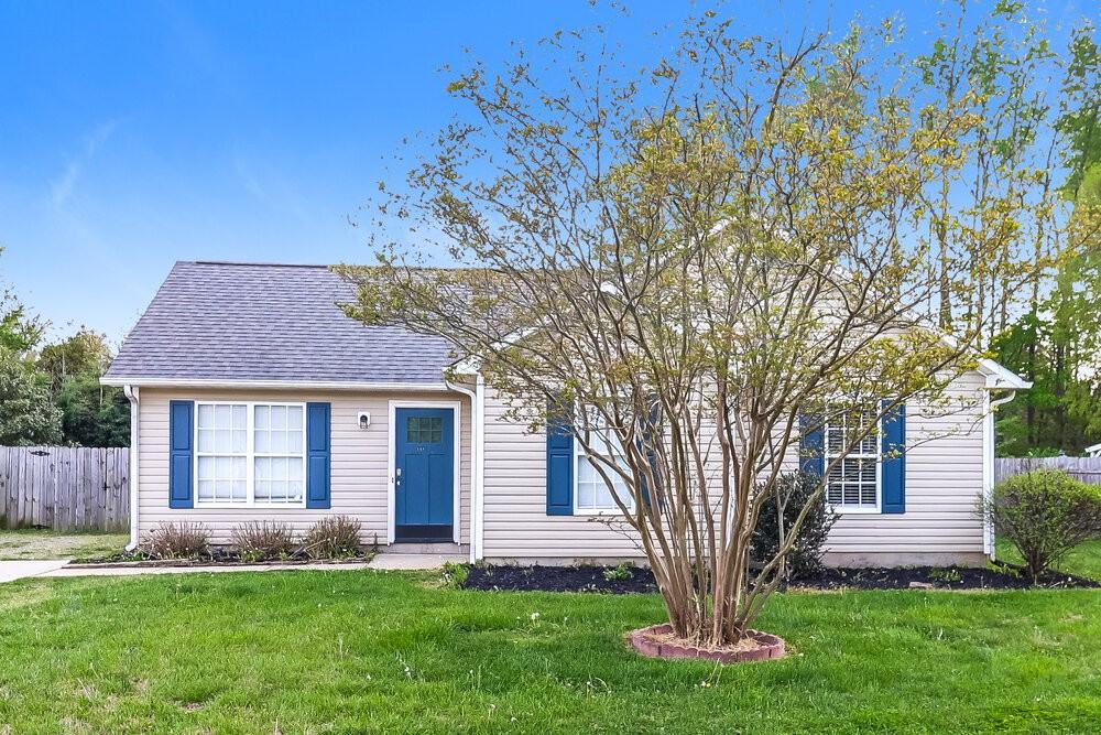 518 White Oak Ln - Photo 3 of 16