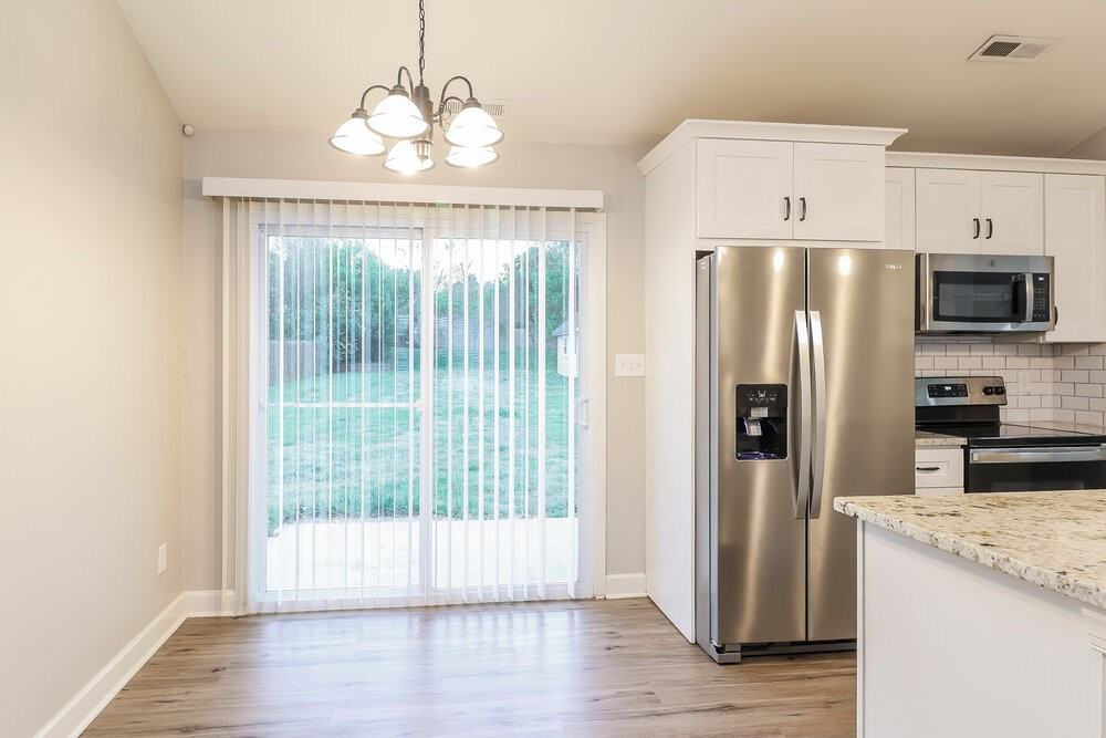 518 White Oak Ln - Photo 6 of 16