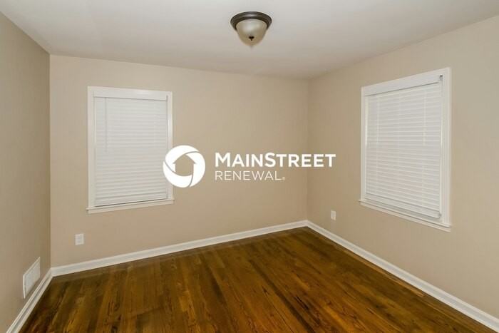 545 Goldenrod Dr - Photo 5 of 16