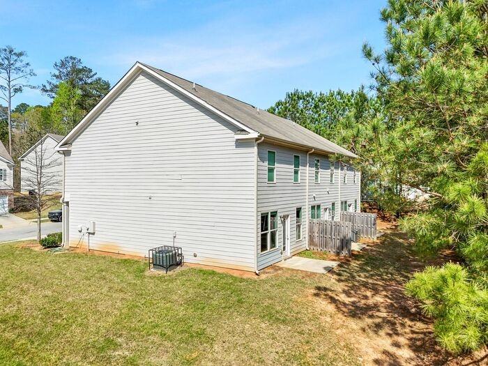 3316 Pennington Dr - Photo 3 of 28