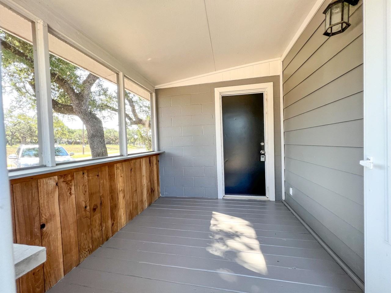 668 Creekside Dr #1 - Photo 5 of 23