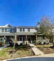 featured image of 320 Meridian St #1