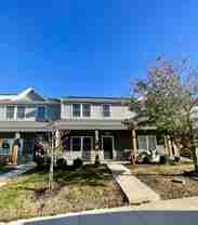 320 Meridian St #1 - Photo 1 of 1