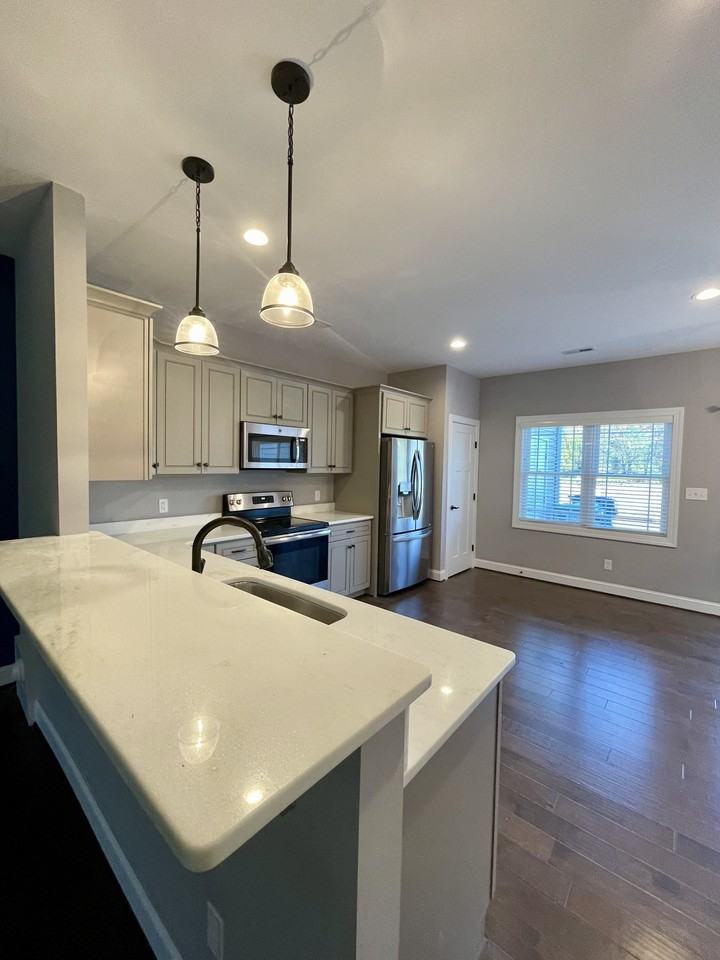 320 Meridian St #1 - Photo 2 of 34