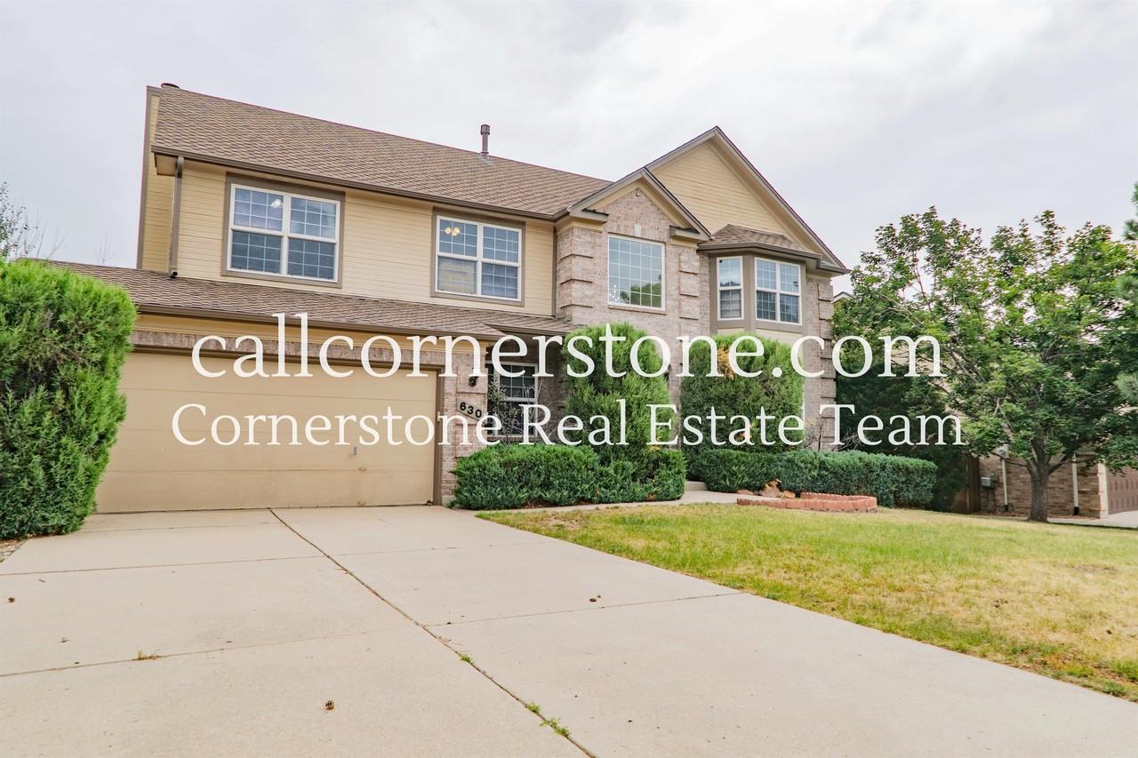 630 Fernglen Ct #1 - Photo 2 of 50