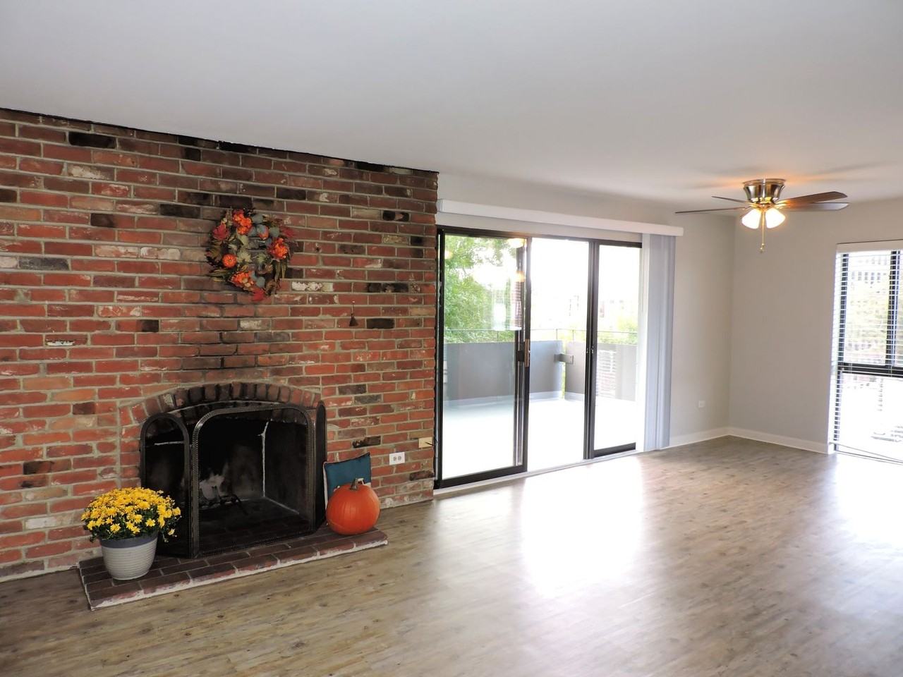 818 N Logan St. - Photo 3 of 28