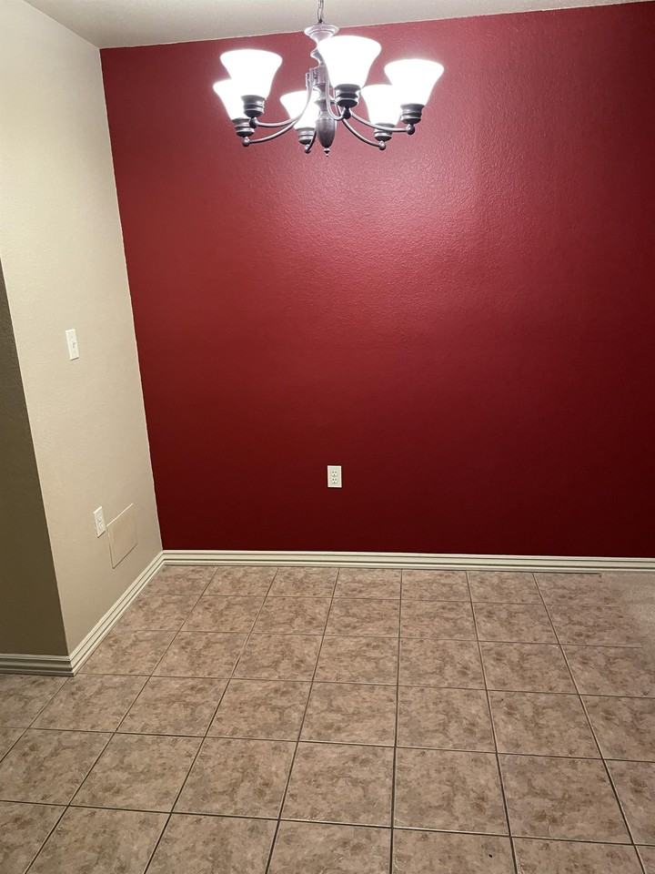 3502 W Chevaux Dr #1 - Photo 5 of 10